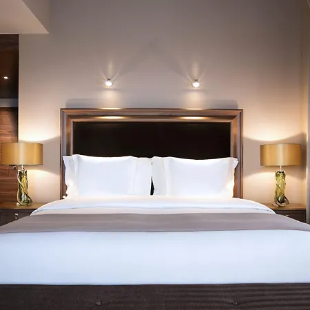 ホテル グアルダ ゴルフ ＆ レジデンシズ クラン