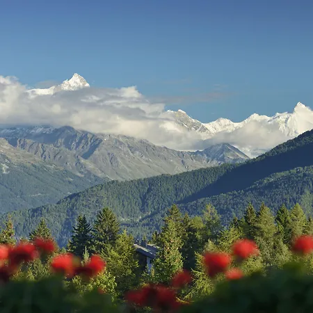 ホテル グアルダ ゴルフ ＆ レジデンシズ 5*