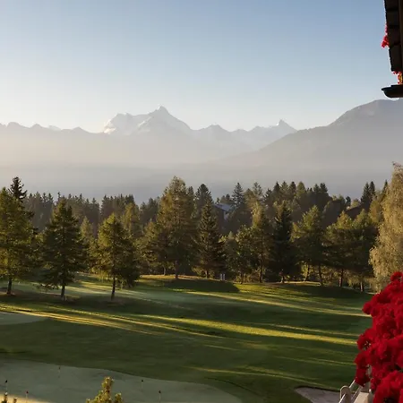 Hotel Guarda Golf & Residences 5*